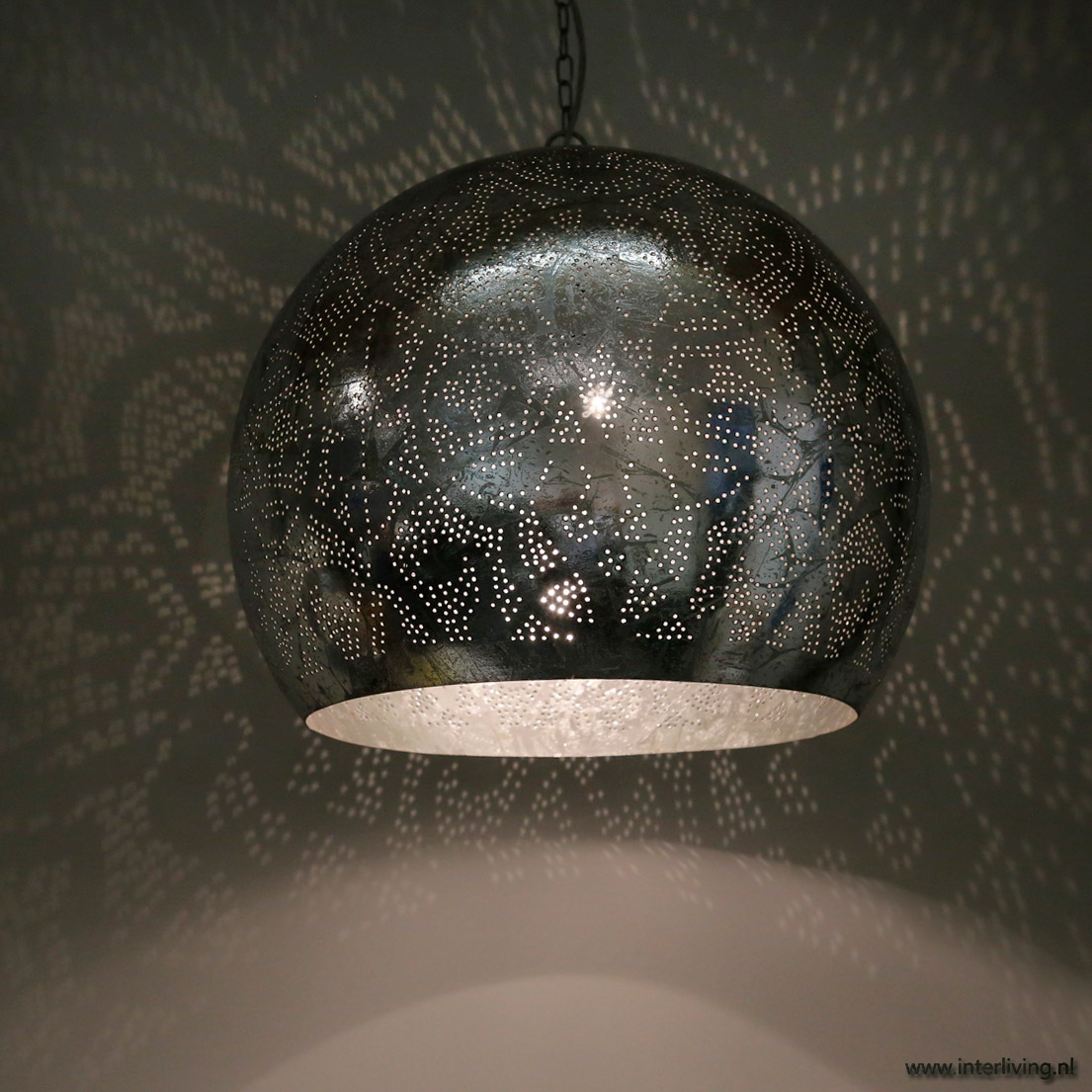 Verweerde industriële hanglamp bol xxl oosterse stijl met gaatjes