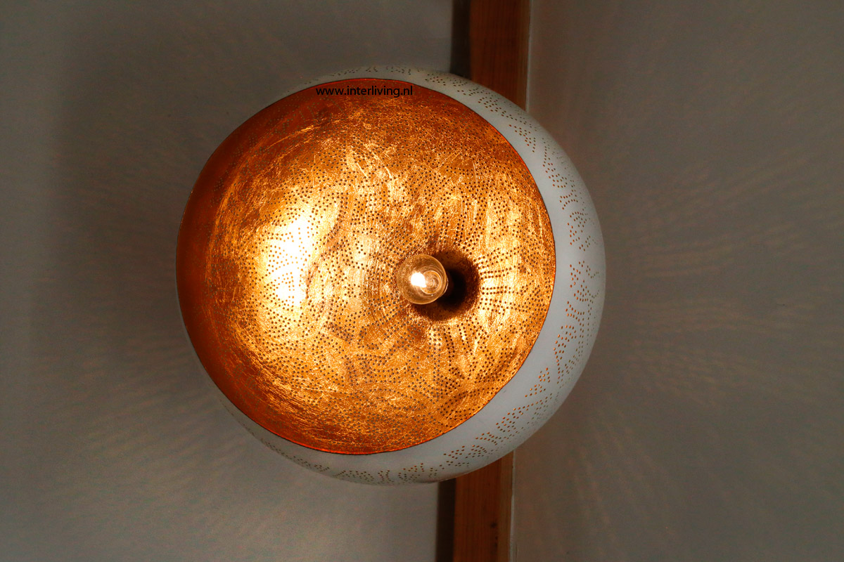 Zolder sfeerverlichting romantische slaapkamer tips filigrain lampen