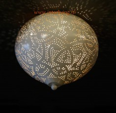 Oosterse witte plafonniere "druppel"model plafondlamp filigrain met binnenkant verweerd vintage goud look