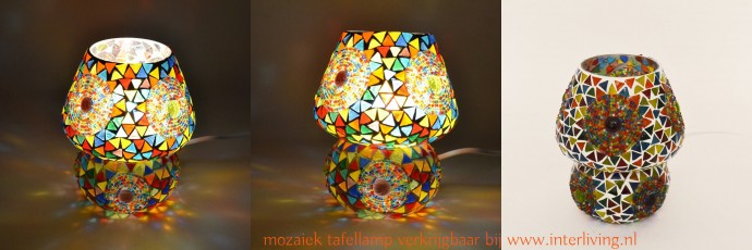 Hippy stijl tafellampje paddenstoel model voor een ethnic interieur