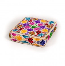 klein vloerkussen stoel bloemen india borduurwerk handgemaakt