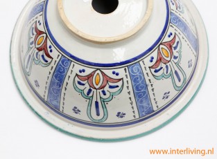 Moroccan sink handmade and colorful tile design