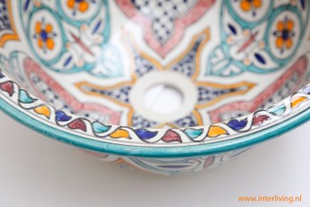 Unieke Marokkaanse waskom van keramiek. Ronde wasbak met aqua blauw wit -badkamermeubel-opbouwwasbak-aardewerk-handgemaakt-geschilderde-patronen