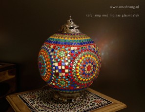 tafellamp van Indiaas mozaiek