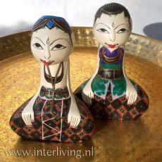huwelijks-cadeau-jubileum-echtpaar-man-vrouw-beeldjes-set-loro-blonyo-bruidspaar-hout-indonesie