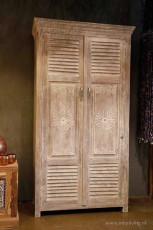 Ibiza-styling-kast-houten-meubel-oude-deur-louvre-shutters-houtsnijwerk-verweerd-wit-grijs-naturel
