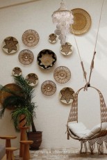 boho-ibiza-decoratie-schelpenlamp-windgong-capiz