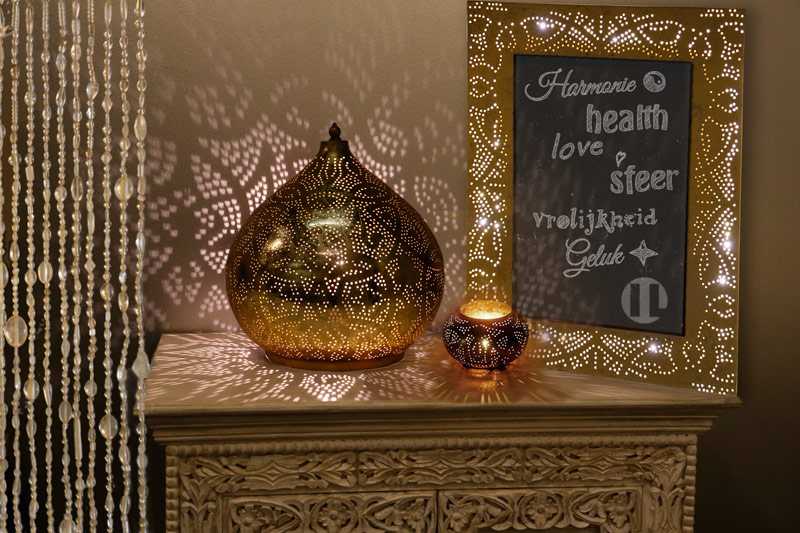Oosterse tafellamp -filigrain - goud