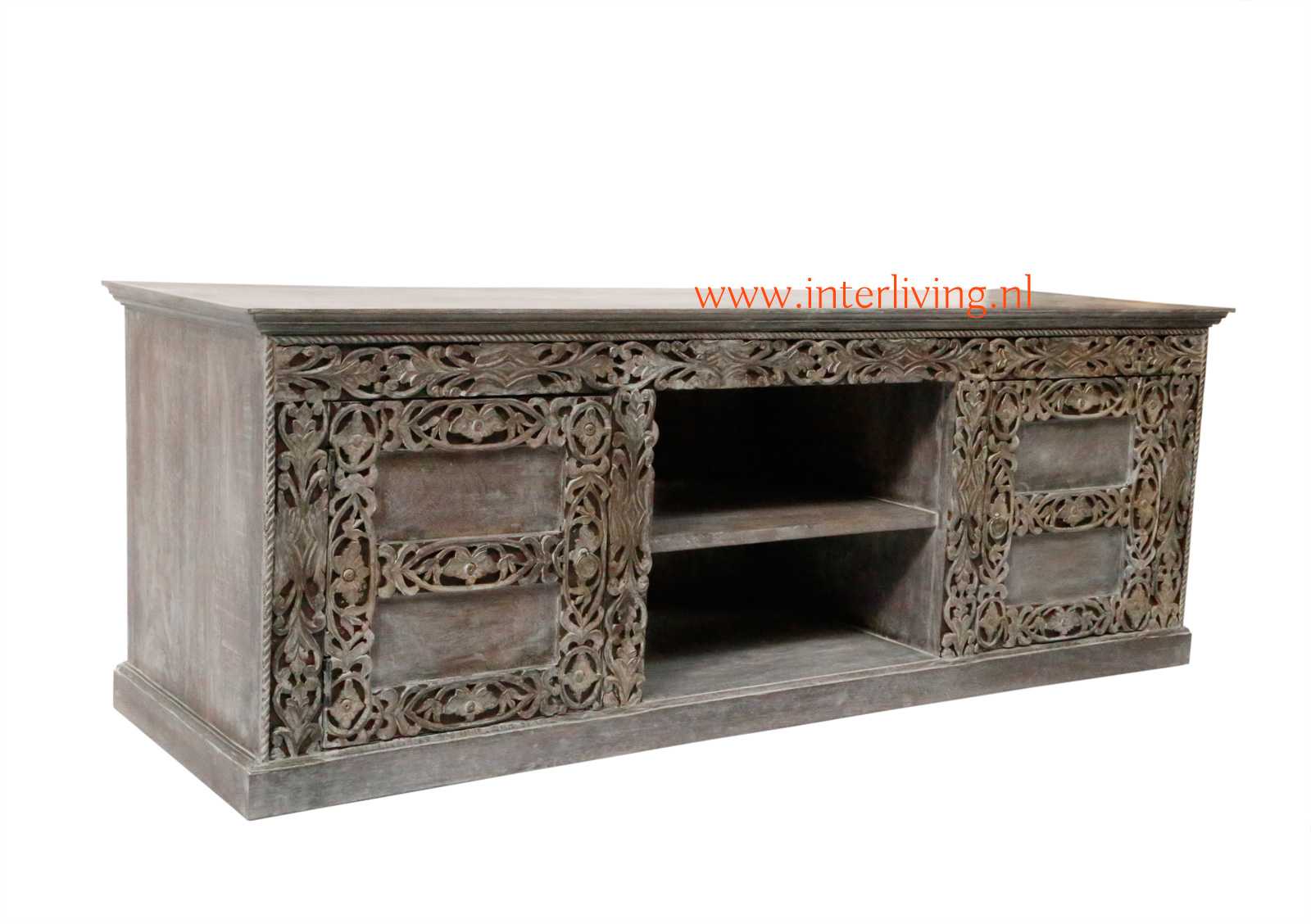 Uniek oosterse - tvdressoir - van mangohout met antiek grey washed afwerking en India houtsnijwerk - Interliving shop