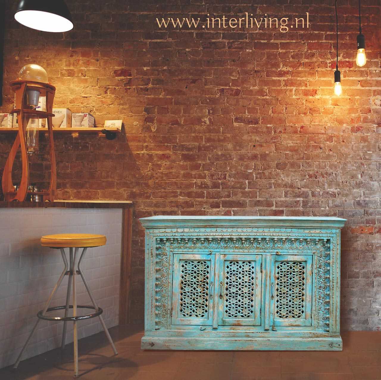 Industrieel oosters bohemian oftewel industrial chic –  met een gemetselde stenen muur