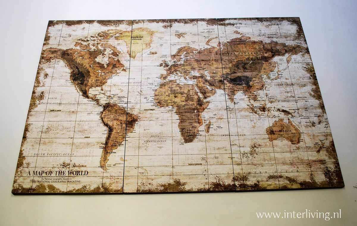 Min koud dronken vintage wereldkaart "Map of the World" op 3 bruin/beige panelen