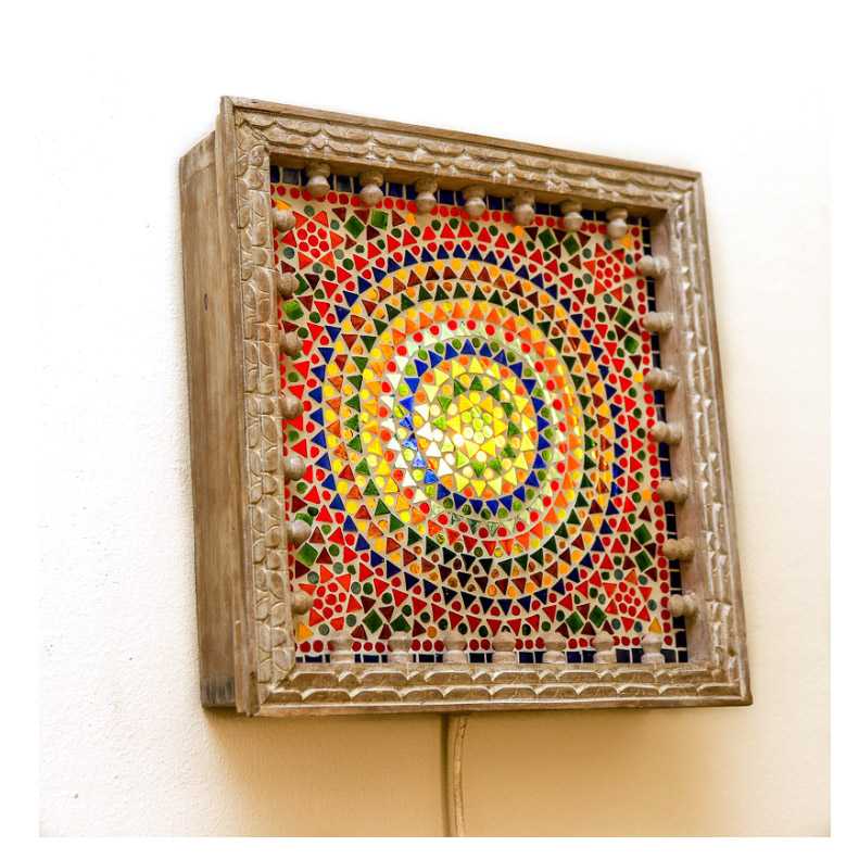 oosterse en bohemian wandlamp met houtsnijwerk - kleurrijke Marokkaanse stijl met glasmozaïek