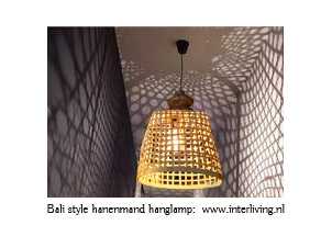 Verwisselbaar Moedig aan Parelachtig Bali style hanenmand hanglamp bamboe - bovenkant houten "stoepa"