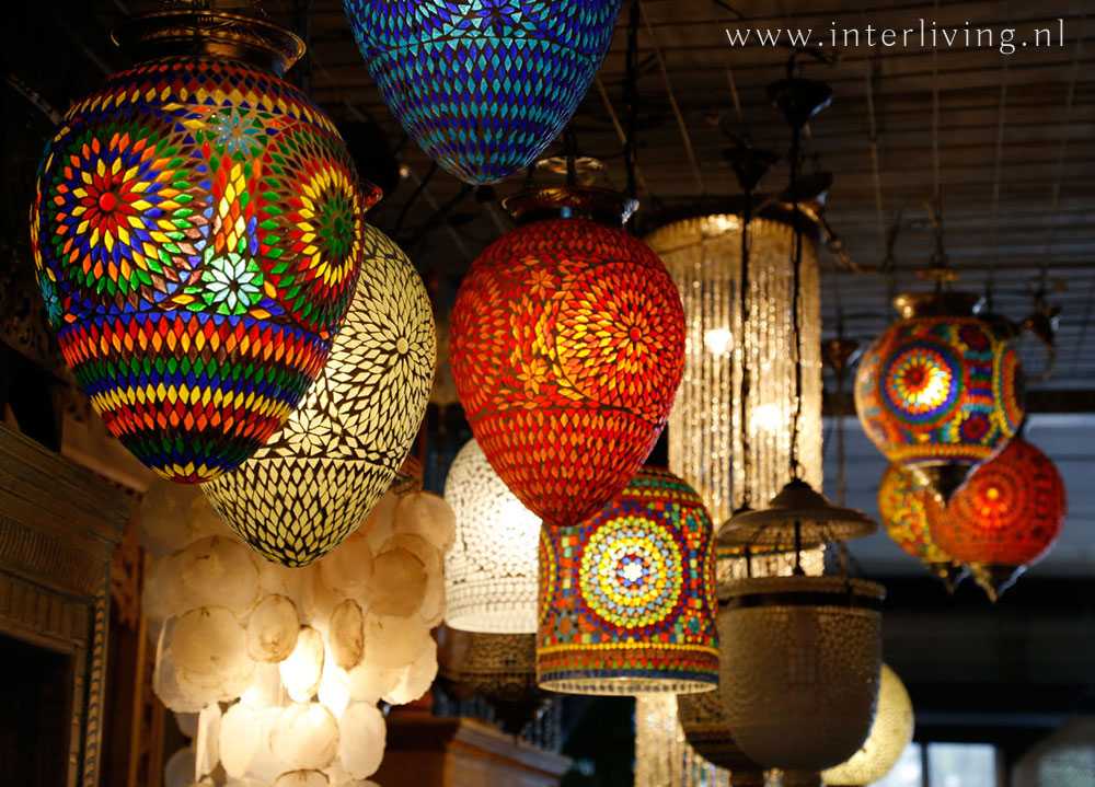 mozaiek lampen in de showroom