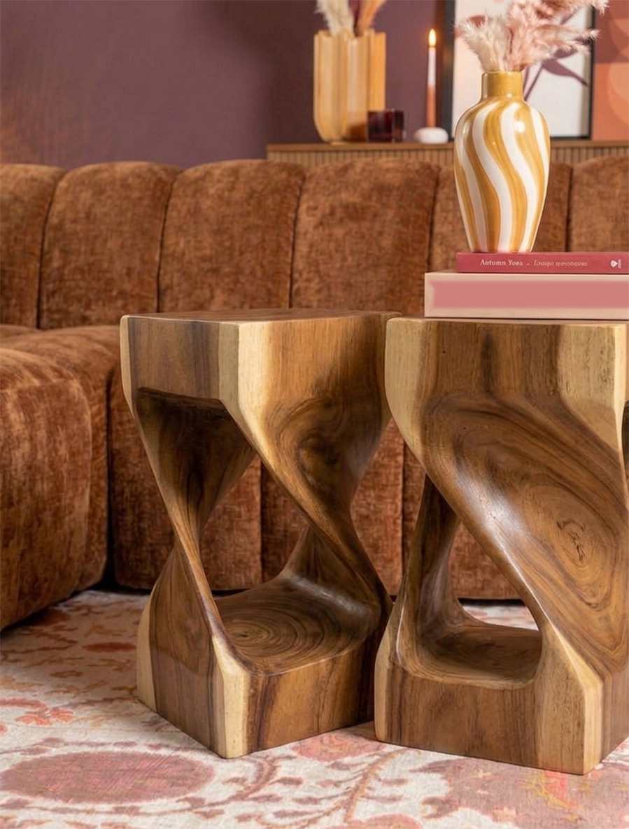 gedraaid bijzettafeltje hout