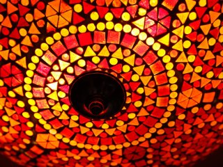 Plafondlamp traditioneel Indiaas glasmozaiek – detail